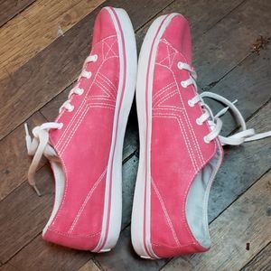 Hot Pink 1980s Van's Rare Stitching
